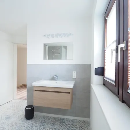 Im Weindorf -4 Erw 2 Ki- * Kappelrodeck